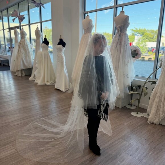 Plain 2 Tier Circular Chapel/Cathedral Veil main image 5